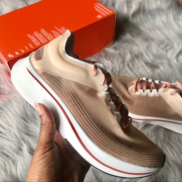 nike zoom fly sp dusty peach